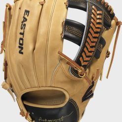 Easton PCK-D32B Professional Collection 11.75 In Deep Infield Pattern - Right