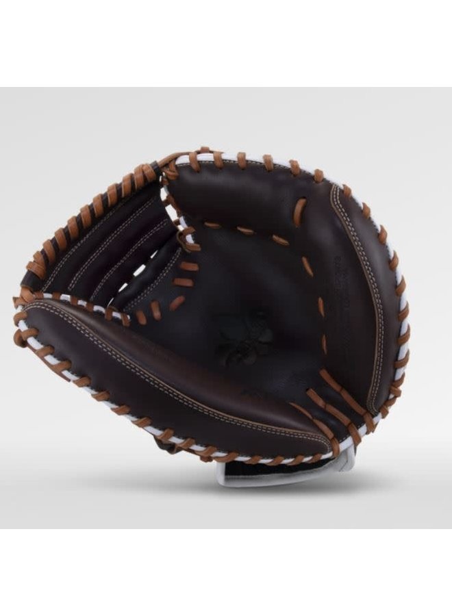 Marucci Krewe M Type 220C1 Catchers Mitt 32 Inch RHT 2 Marucci Krewe M Type 220C1 Catchers Mitt 32 Inch RHT - Image 2