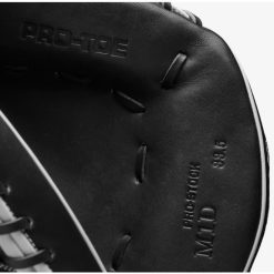 Wilson 2022 A2000 SuperSkin M1D (C ) 33.5 Black/White Catchers Mitt 5 Wilson 2022 A2000 SuperSkin M1D (C ) 33.5 Black/White Catchers Mitt -Wilson Shop wilson wilson 2022 a2000 superskin m1d c 335 black 5