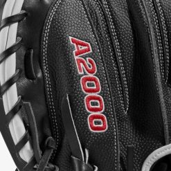 Wilson 2022 A2000 SuperSkin M1D (C ) 33.5 Black/White Catchers Mitt 6 Wilson 2022 A2000 SuperSkin M1D (C ) 33.5 Black/White Catchers Mitt -Wilson Shop wilson wilson 2022 a2000 superskin m1d c 335 black 6