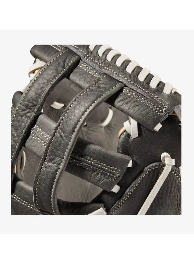 Wilson A1000 Fastpitch CM33 33 Grey/Blonde/White Catchers Mitt 5 Wilson A1000 Fastpitch CM33 33 Grey/Blonde/White Catchers Mitt - Image 5