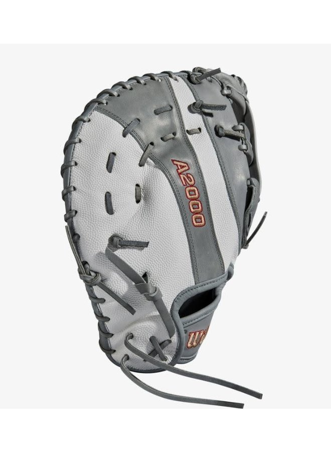 Wilson A2000 Fastpitch FP1B W/SuperSkin (1B) LHT 12 Grey/White SS/Grey 5 Wilson A2000 Fastpitch FP1B W/SuperSkin (1B) LHT 12 Grey/White SS/Grey - Image 5