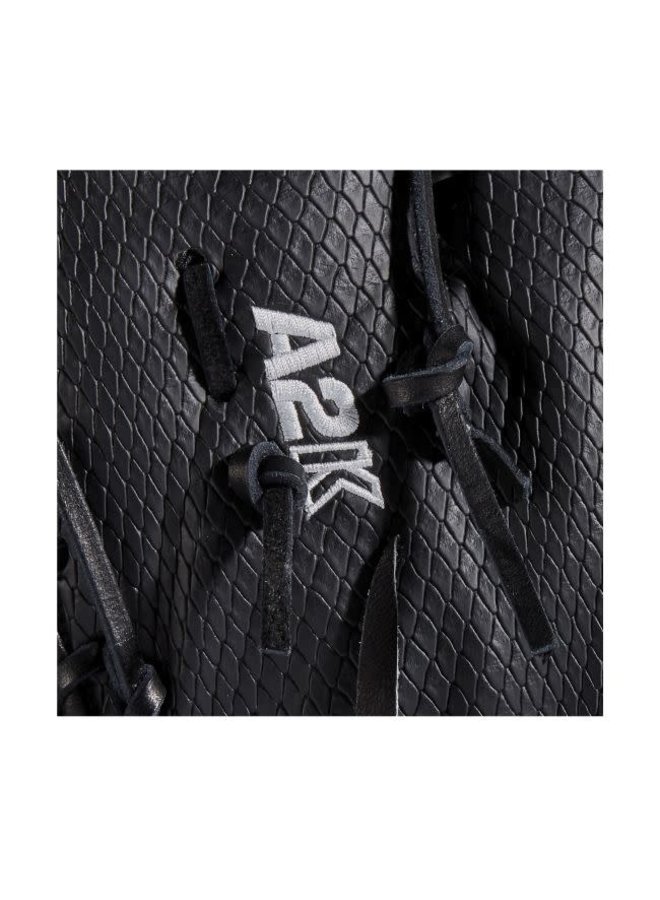 Wilson A2K Jose Abreu Game Model (1B) LHT 12.5 Black/Black SuperSS/Blonde 7 Wilson A2K Jose Abreu Game Model (1B) LHT 12.5 Black/Black SuperSS/Blonde - Image 7