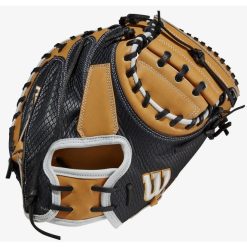 Wilson A2K M1D W/SuperSnakeSkin™ (C) 33.5-inch Catchers Mitt